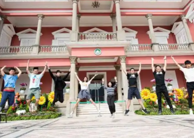 各地各高校加大方针挖潜力度积极为毕业生拓宽作业空间